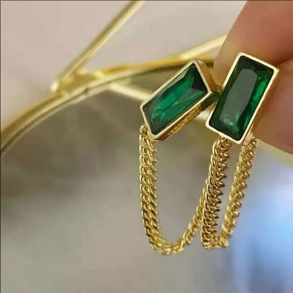 The Champion Square Emerald Crystal Gold Chain Dangle drop Earrings - Picture 2 of 11